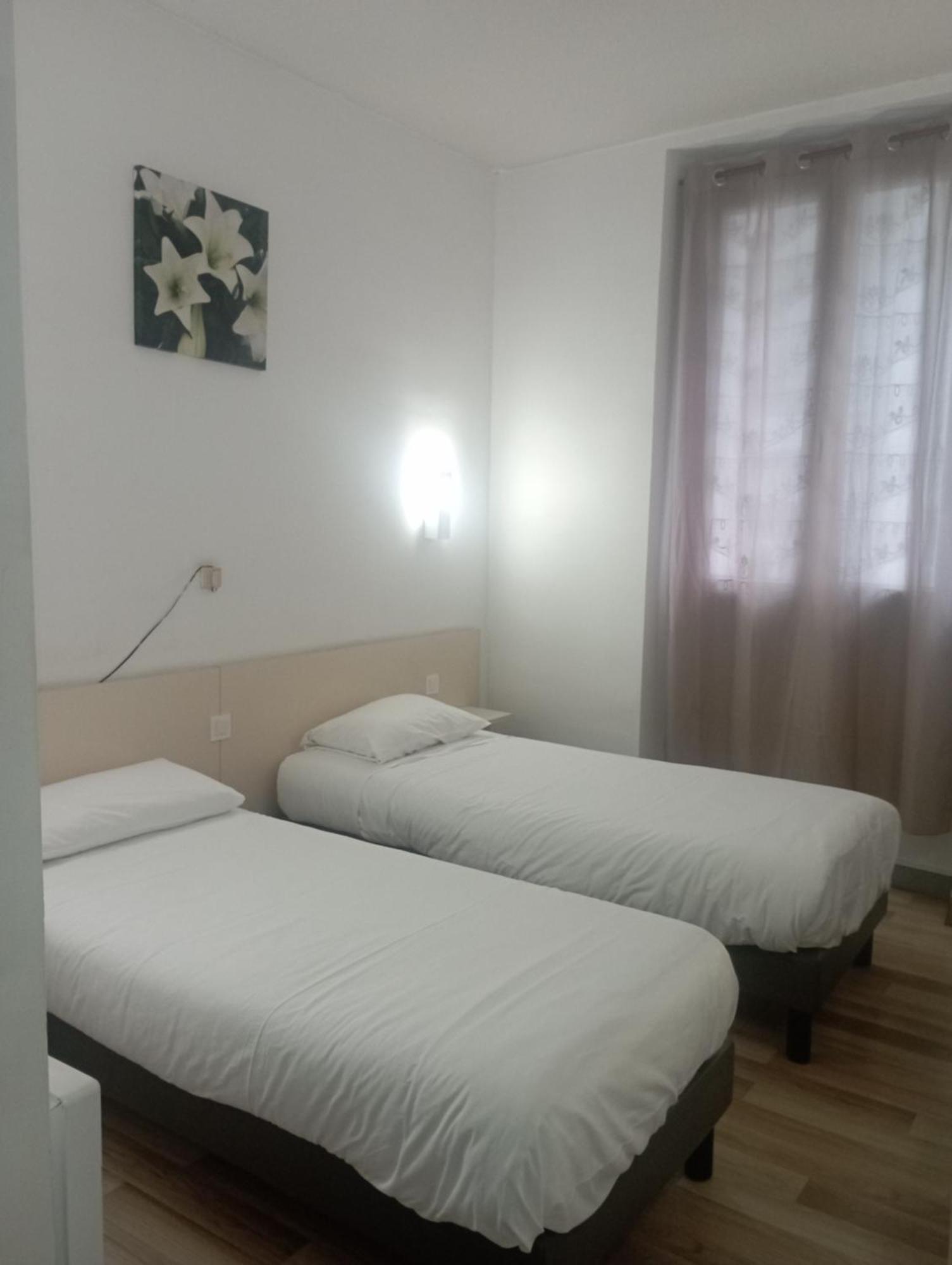 Hotel Croix Des Nordistes Lourdes Kamer foto
